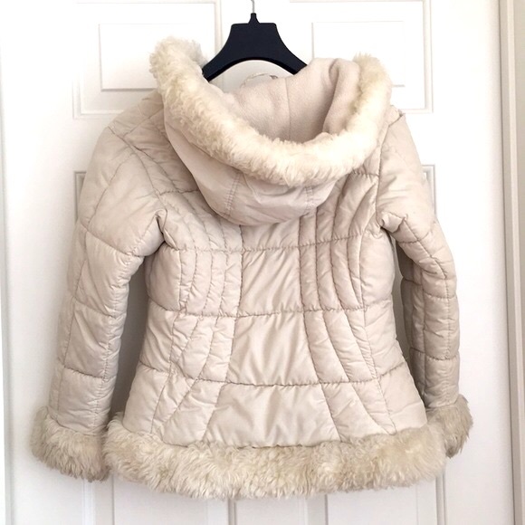 HP♥️ Triple Star Girls Puffer Jacket Small (7/8) Cream Hoodie Pockets Furry Edge - Picture 9 of 11